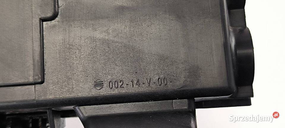 SKRZYNKA BEZPIECZNIKÓW VOLKSWAGEN CRAFTER II 7C