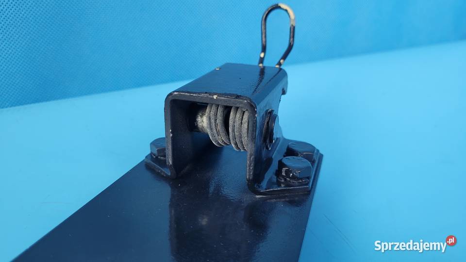 DEUTZFAHR 6130 TTV JARZMO STOP 002573993 Części i osprzęt rolniczy Kolno