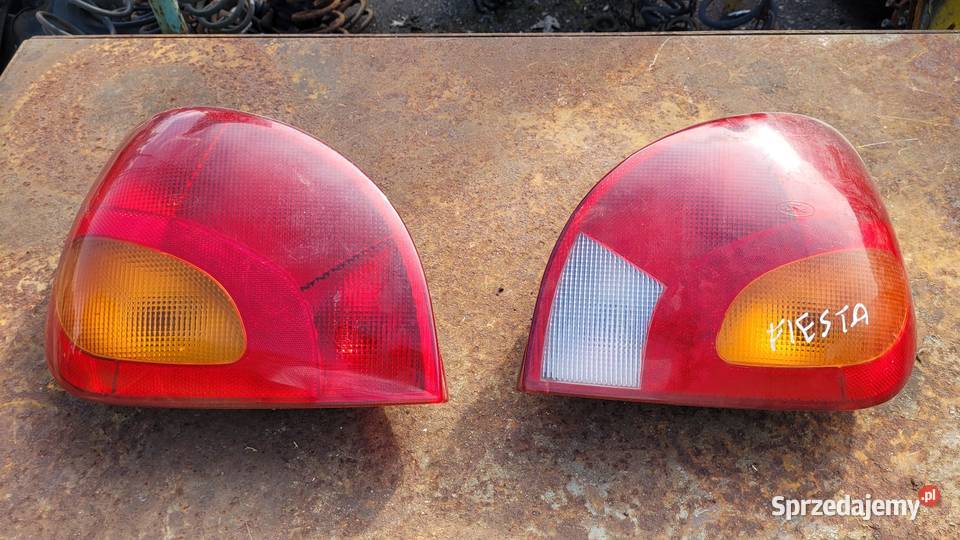 Lampy tylne Ford Fiesta mk4 Łagów
