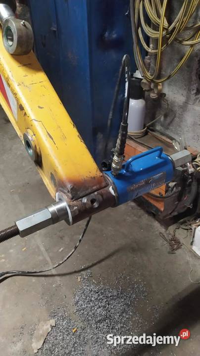 Tulejowanie regeneracja otworów naprawa maszyn Nowy Sącz