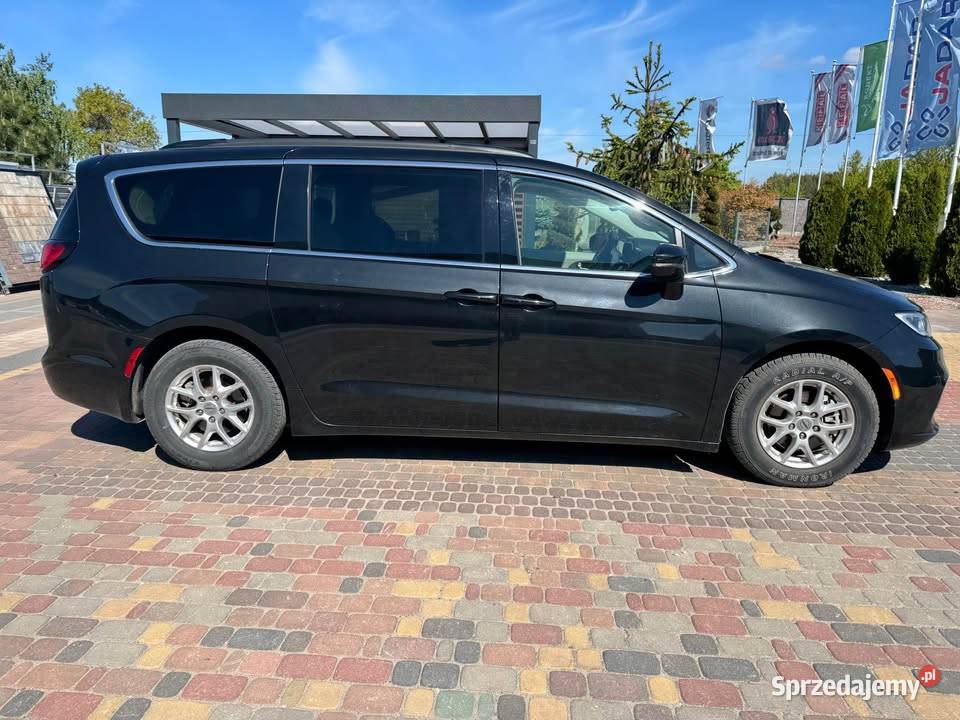 Chrysler Pacifica 36 Benzyna 291 2022r Laskowiec sprzedam