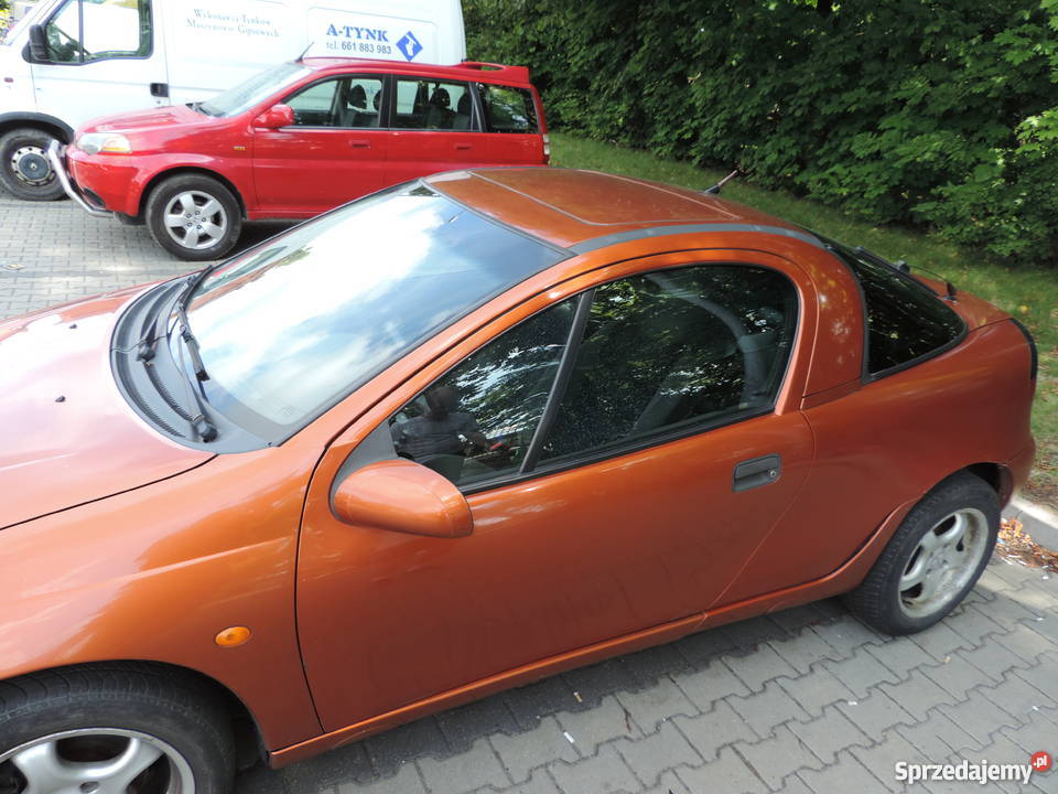 OPEL TIGRA 14 1995r welurowa tapicerka