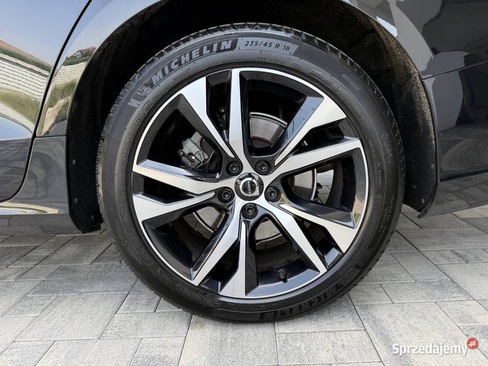Volvo V60 B4 RDesign 20 DIESEL Zarejestrowany
