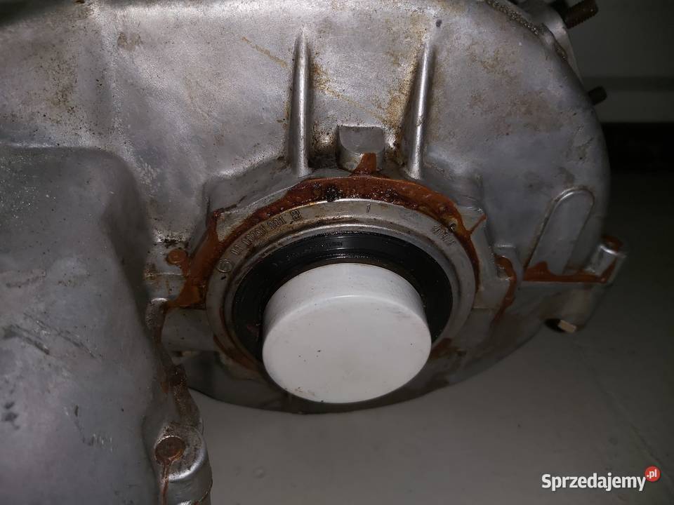 Trabant P 601 Nowa skrzynia biegów Części samochodowe Piaseczno