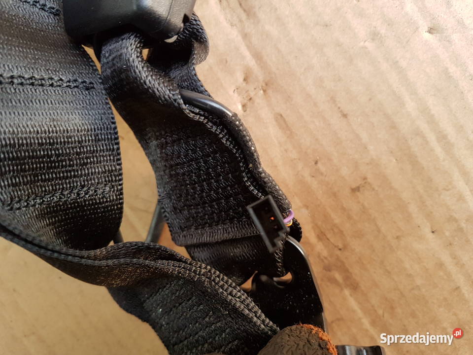 BMW 1 120 F20 f21 LIFT zapinka klamerka zapięcie Rok produkcji 2017 Legnica