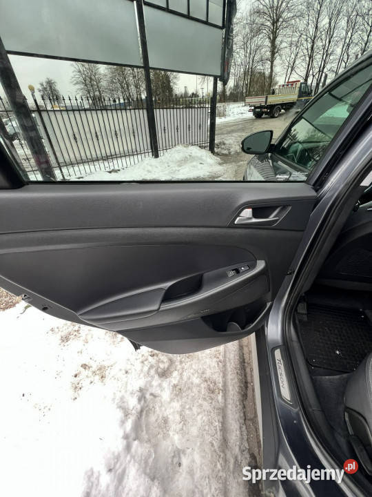 Hyundai Tucson Panorama skórzane fotele III nawigacja Słupsk