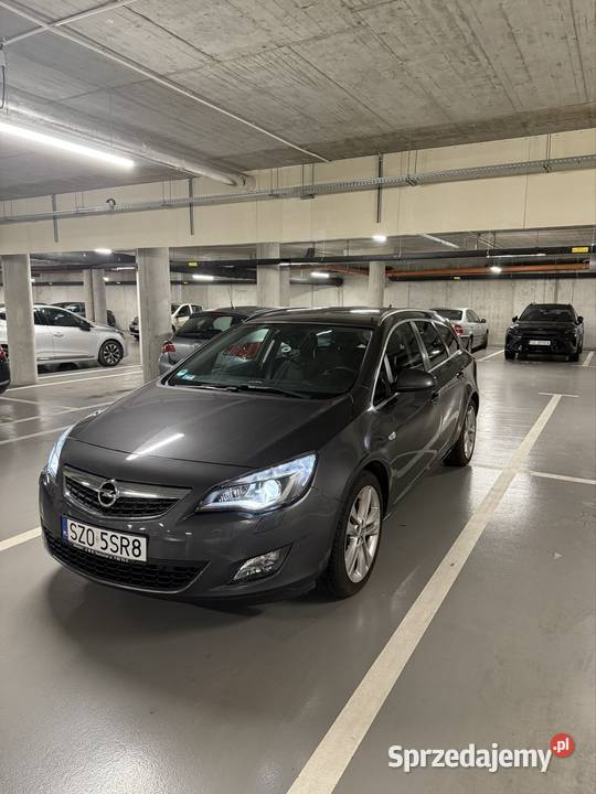 Opel Astra J 14t Benzyna Manual PRYWATNIE Bez ASR (kontrola trakcji) Żory