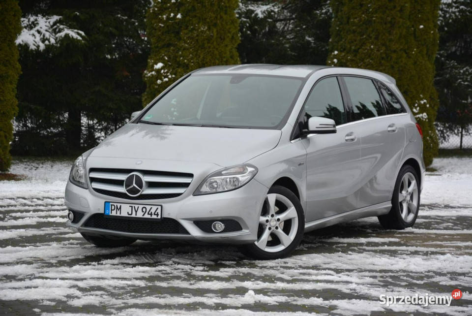 Mercedes B 180 Navigacja Chromy 2x Parktronik Ostrów Mazowiecka