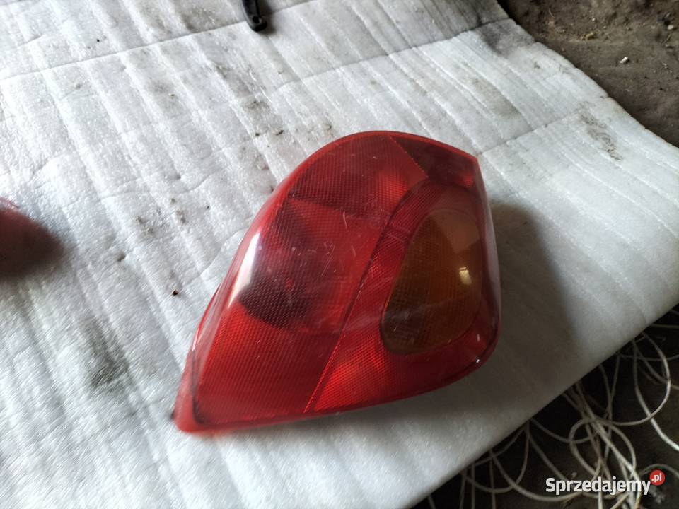 Fiesta MK5 LAMPA TYL LEWA osobowe Kamień-Kolonia sprzedam
