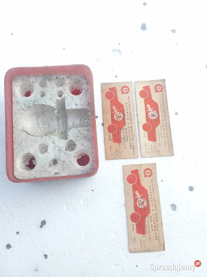 Fiat 125p Gedania Gdańsk Zasobnik z żarówkami Pozostałe Milejewo sprzedam