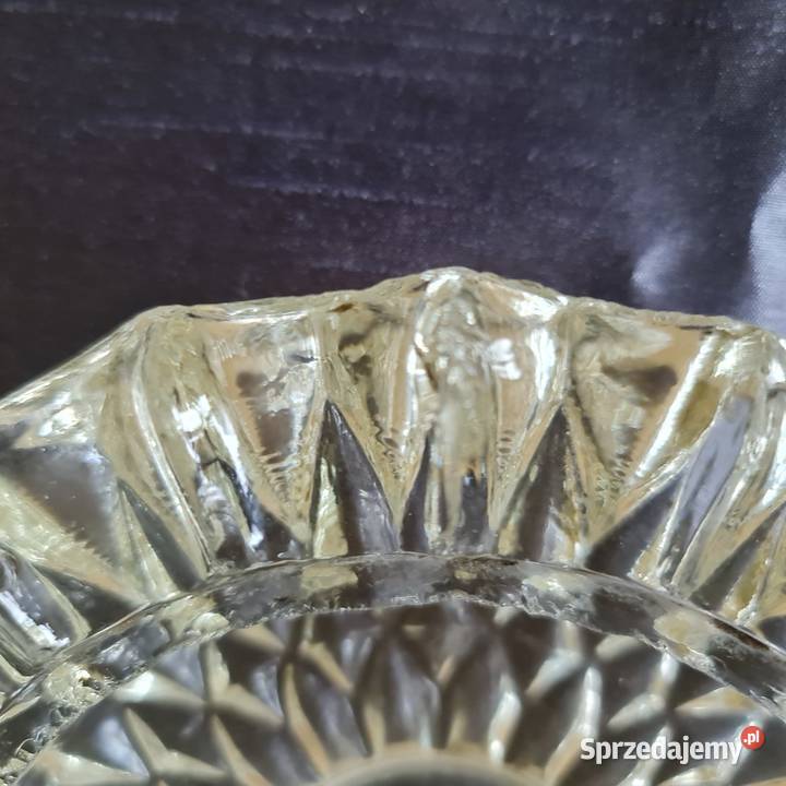 Popielniczka z grubego szkła okres PRLu mazowieckie