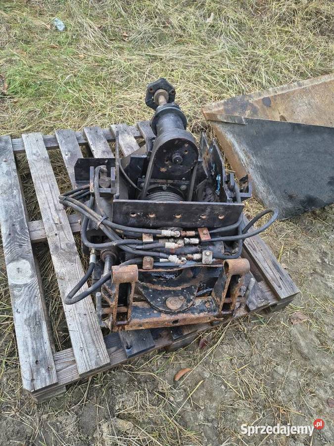 Traktor ciągnik FORD 1910 4WD Ford Rolnictwo Staszów