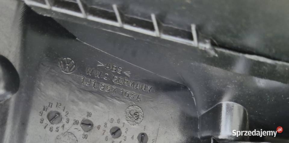 SCHOWEK PASAŻERA VW BORA VW GOLF 4 1J1857101A Schowki, półki Działoszyce sprzedam