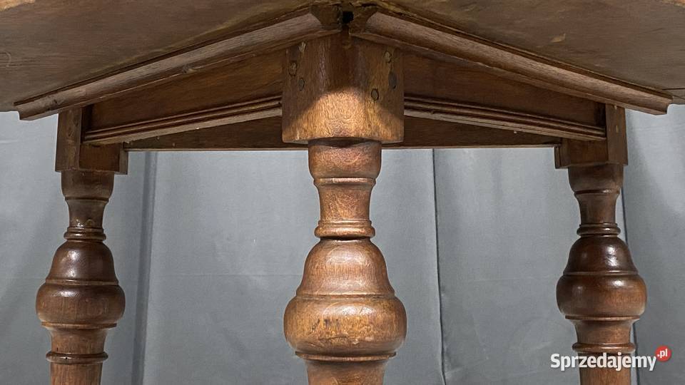 Półokrągły dębowy stolik w rustykalnym stylu Budno