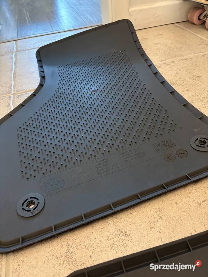 Oryginalne nowe dywaniki Seat Lean welurowe r