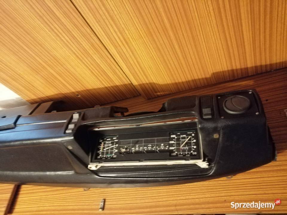 Deska rozdzielcza Polonez Borewicz konsola caro Suskowola sprzedam