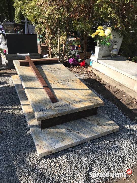 NAGROBEK POMNIK KASHMIR GOLD POJEDYŃCZY Z dolnośląskie