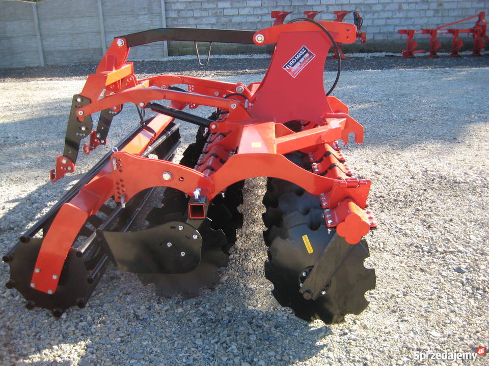 agregat uprawowo siewny talerzowy producent nieuszkodzony Agregaty