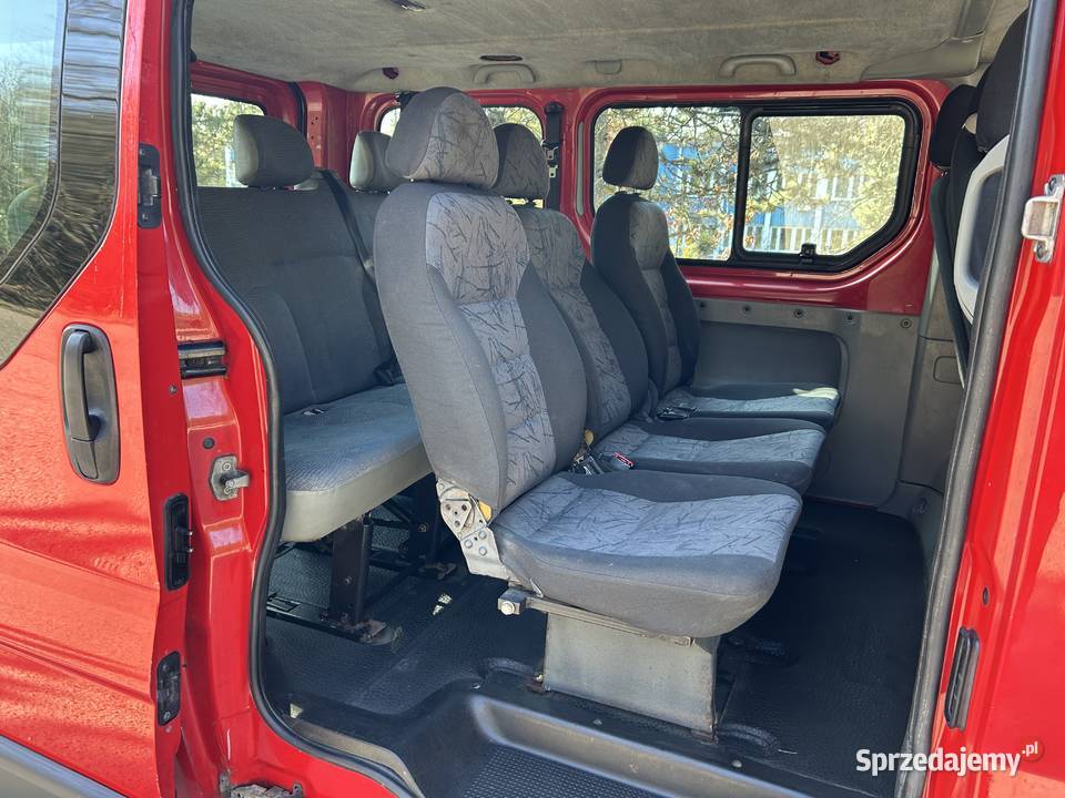Renault trafic 9 osobowy sprzedam