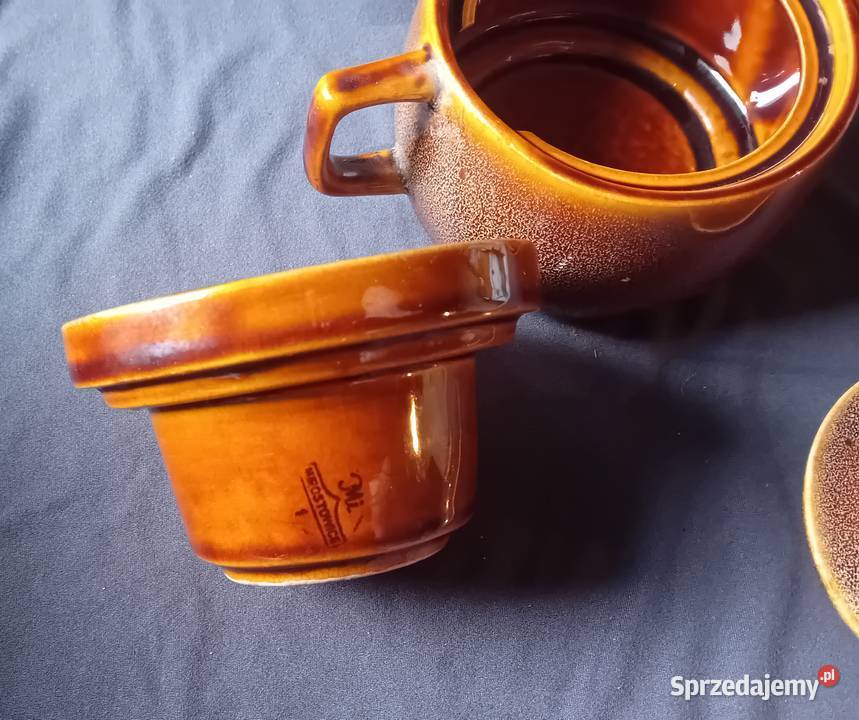 Czajniczek z zaparzaczem J 75 Mirostowice PRL Porcelana i szkło Koźminek sprzedam