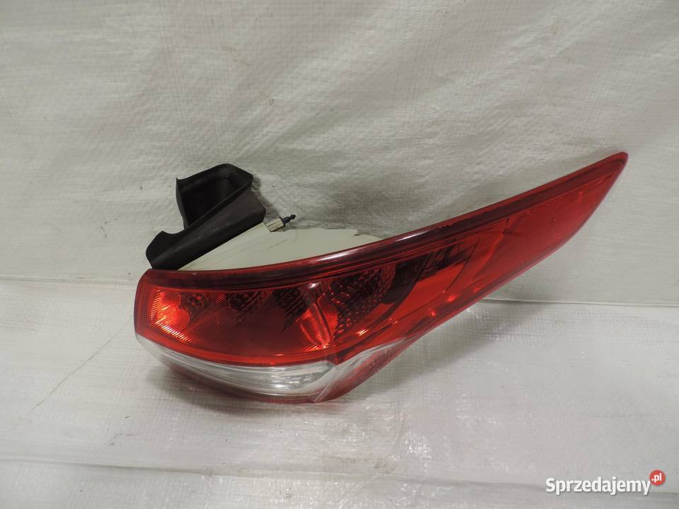 LAMPA TYLNA PRAWA FORD KUGA MK2 CV4413404BG