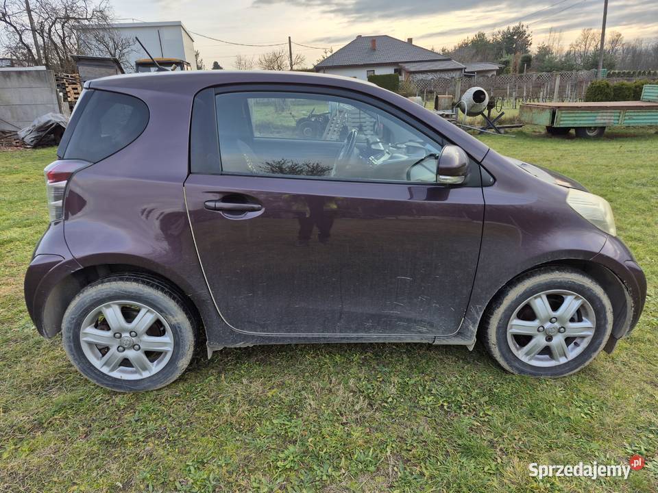 Toyota iQ Brzeźnica