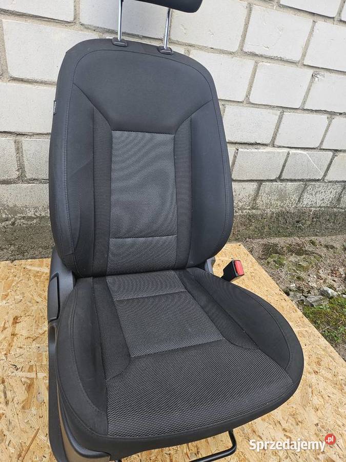 FOTEL PRAWY PRZÓD PASAŻER HYUNDAI I40 Warszawa