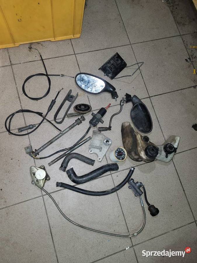 Derbi gpr 50 części lusterka stacyjka