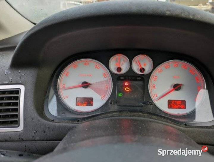 Lampy tył peugeot 307 CC całe auto na części Mieroszów sprzedam