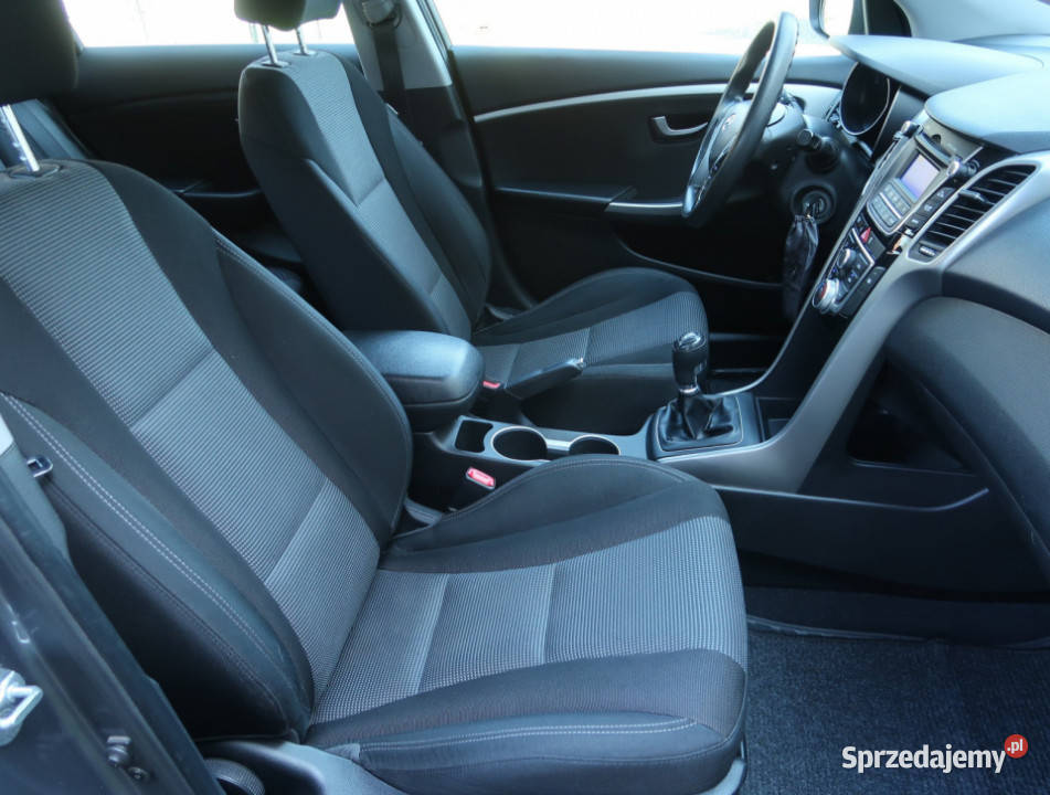 Hyundai i30 16 CRDi 1582cm3 Piaseczno sprzedam