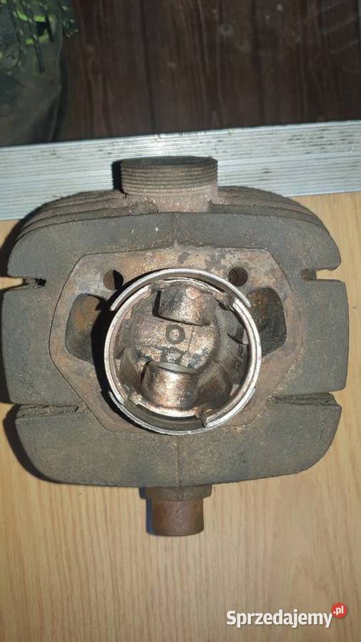 Cylinder wsk 125 nominalny plus nowy tłok dolnośląskie Dobrzejów
