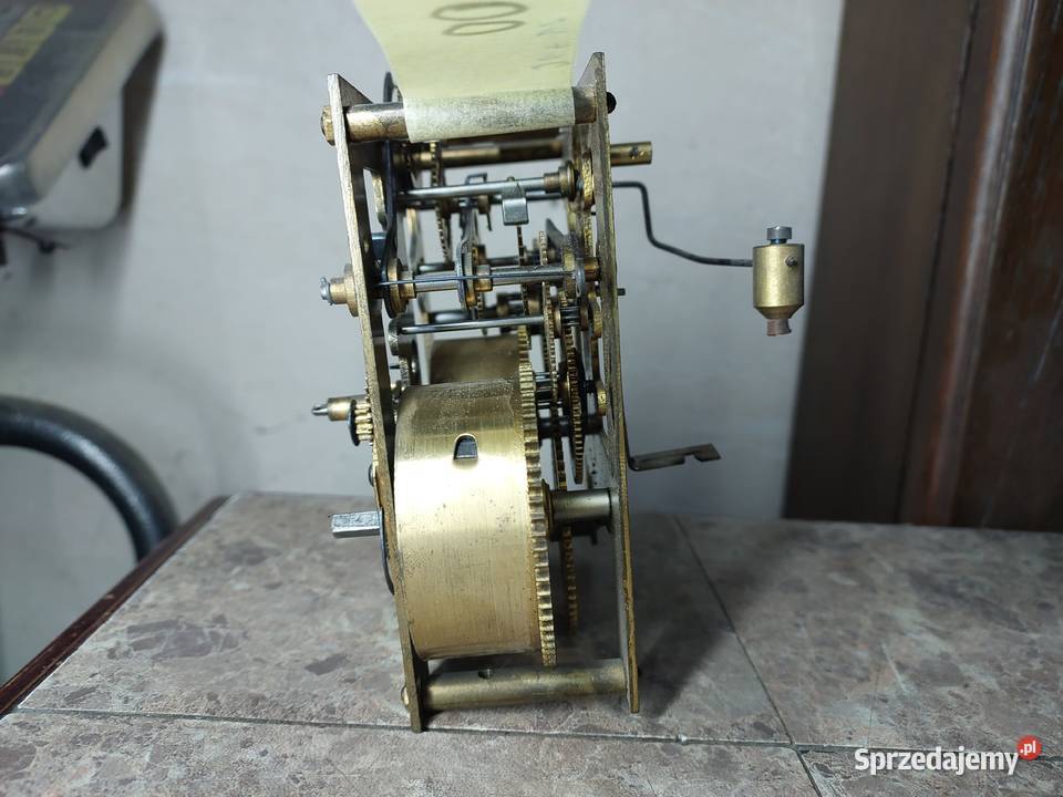 700 Mechanizm starego zegara ściennego Junghans Tczew