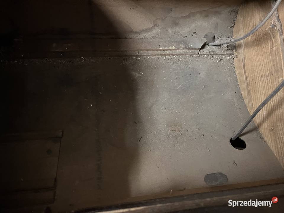 Maszyna do szycia Lada Niechobrz