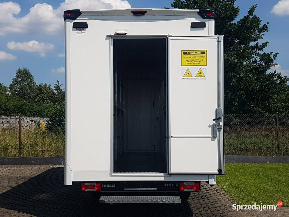 Iveco Daily KONTENER NISKOPODŁOGOWY 444x223x242 biały śląskie Poręba