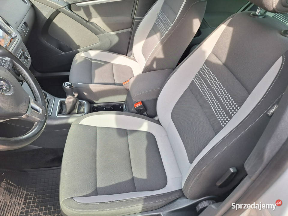 Volkswagen Tiguan Bezwypadkowy Serwisowany nawigacja Załom