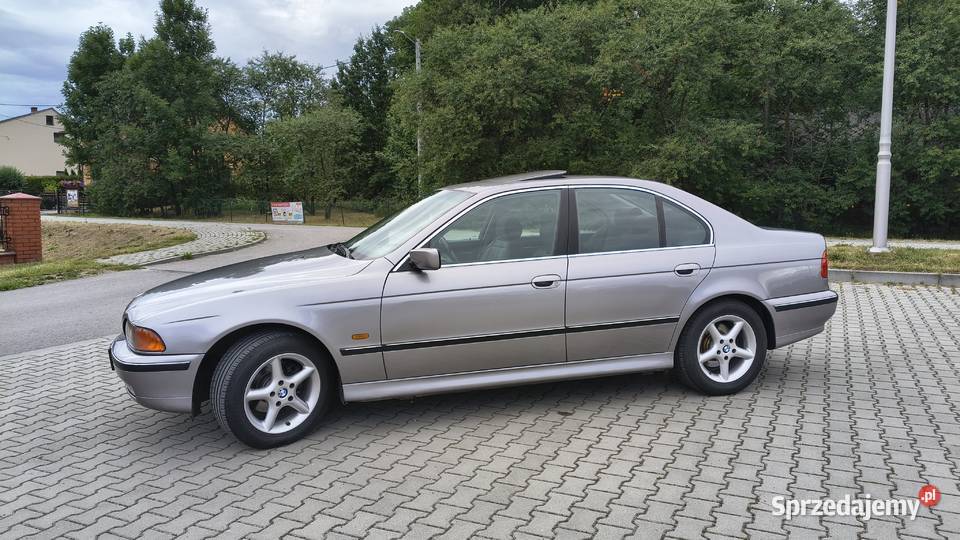 BMW E39 20 benzyna gaz zadbany egzemplarz Seria 5 Tomaszów Lubelski sprzedam