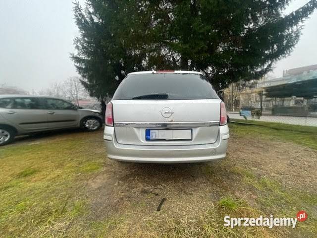 Opel Astra H III Lift 2009r 17 Isuzu Kombi Elbląg