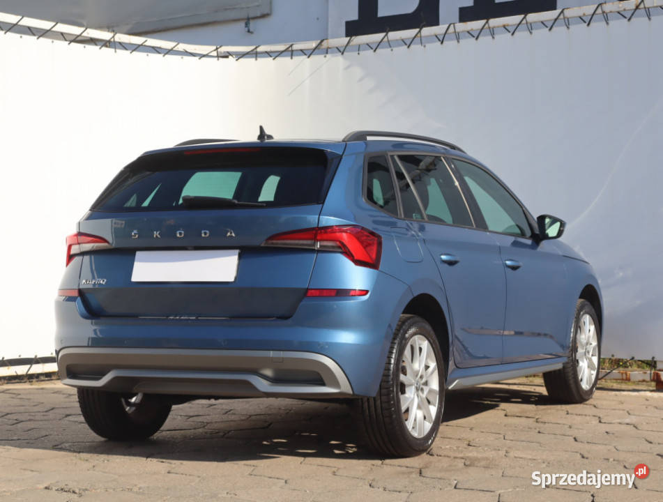 Skoda Kamiq 10 TSI asystent pasa ruchu