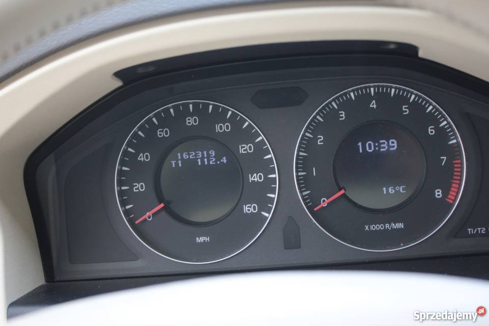 volvo xc70 32 Pb LPG 238 bogate wyposażenie BLIS 238KM Warszawa