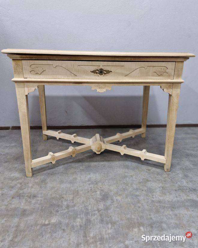 Stół z krzesłami antyk z duszą i historią Meble mazowieckie Marki