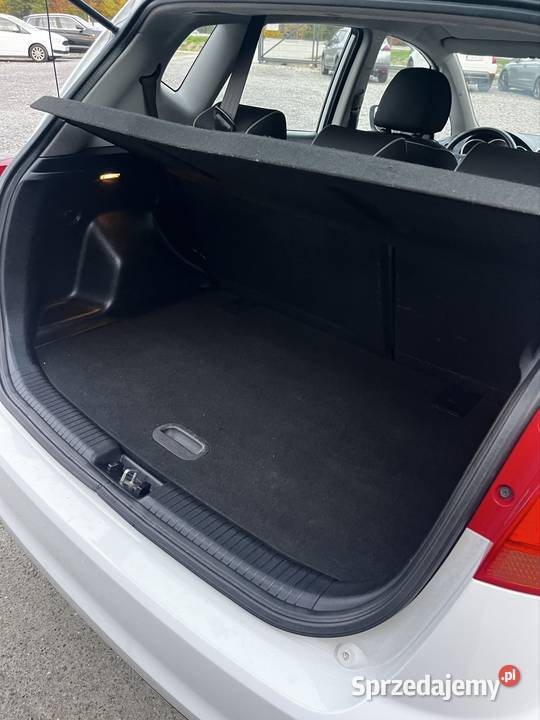 Kia Venga 14 Crdi 2011r