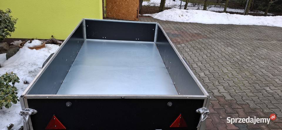 Sprzedam przyczepkę 750 Burtowe i plandeki Kluczbork