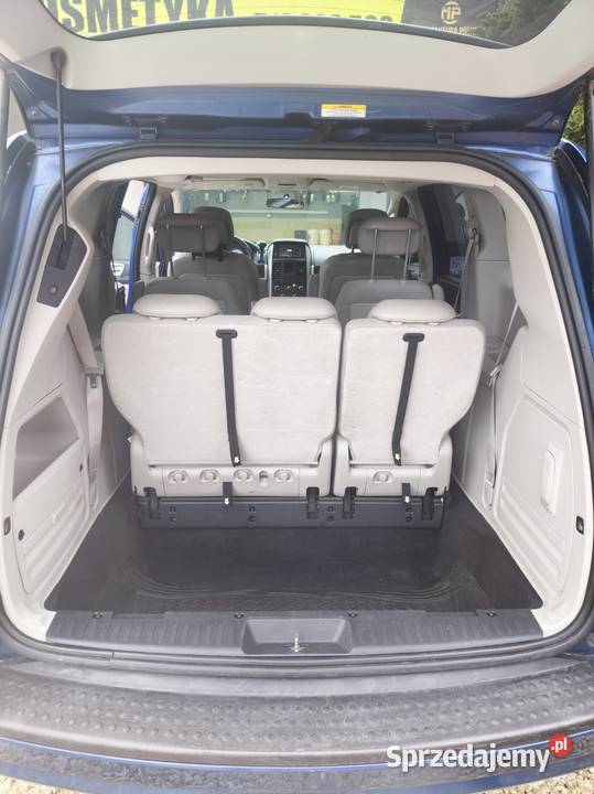 Prywatne Numer VIN 2D4RN5DX7AR435900 Model Grand