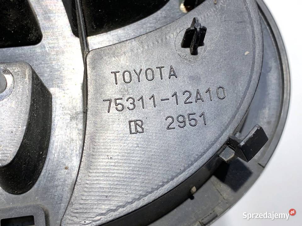 EMBLEMAT PRZÓD TOYOTA AURIS I 0612 Hatchback