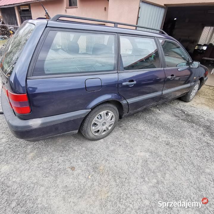 Vw passat b4 19tdi Hak ładny Iwaniska
