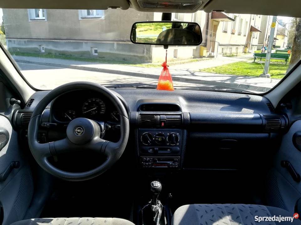 Opel Corsa B 10 5drzwi 1999 Ładny Stan zielony podkarpackie