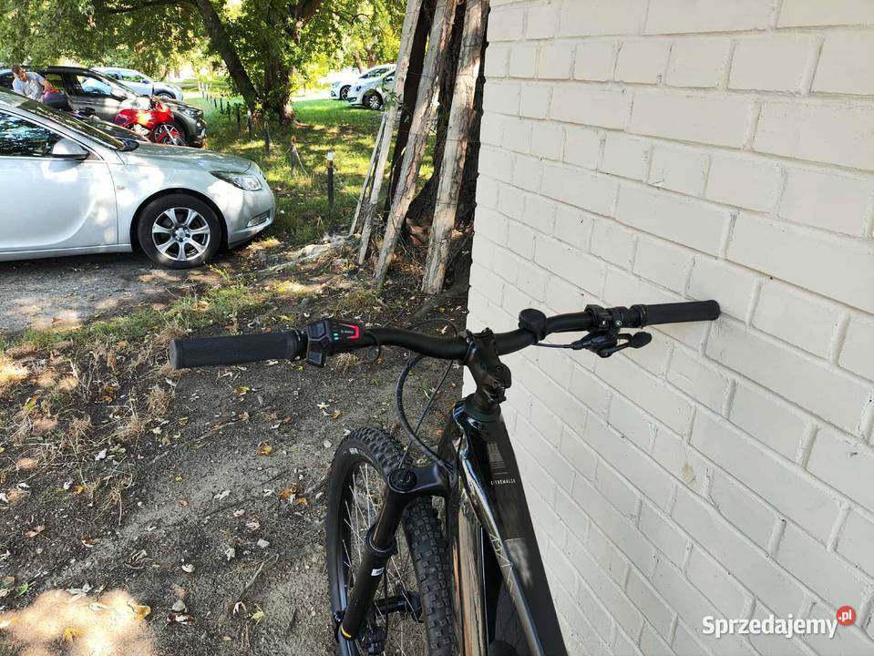 czarne diabli stevensModel ETremalzo smart 2025 Wrocław