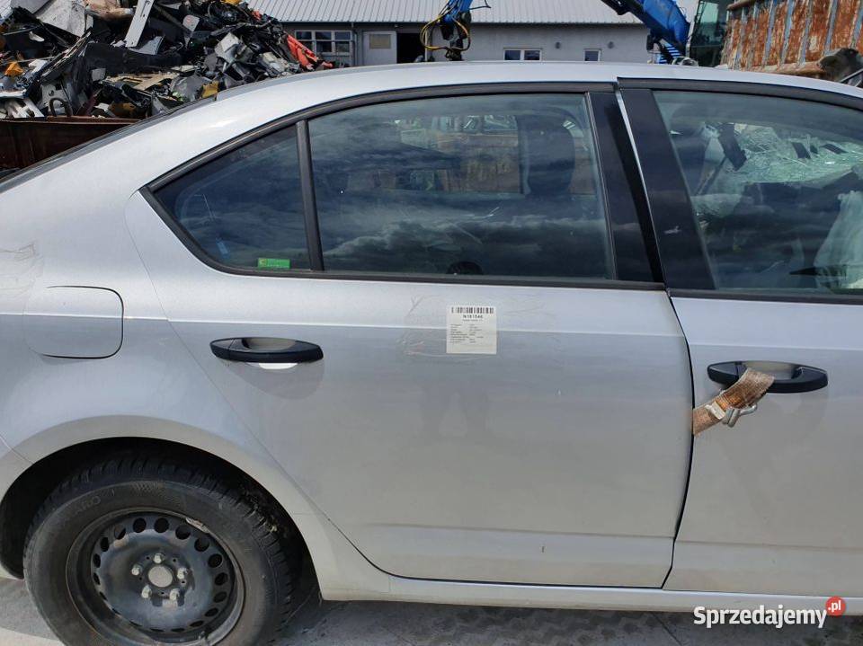 DRZWI PRAWE TYŁ SKODA OCTAVIA III LA7W Lipno