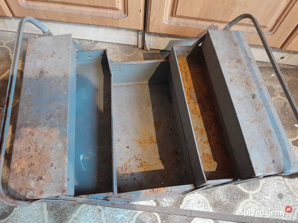 Stara stalowa skrzynka narzędziowa zabytek PRL Dąbrowa Górnicza sprzedam