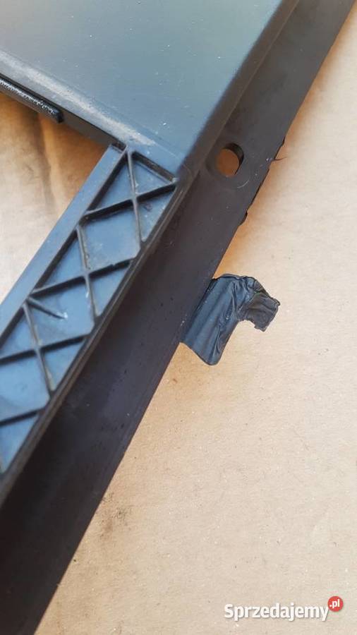 BMW 218d seria 2 F45 Active Tourer prowadnica